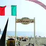 Lion's Hotel
