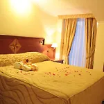 Lion's 3* Falerna