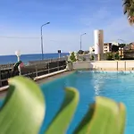 Lion's Hotel 3*