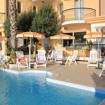 Lion's 3* Falerna