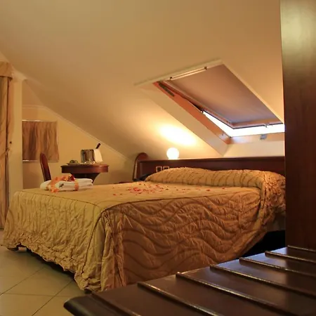Lion's Hotel Falerna